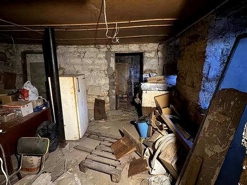 комерційна за адресою 1-й Розумовський пров., 8
