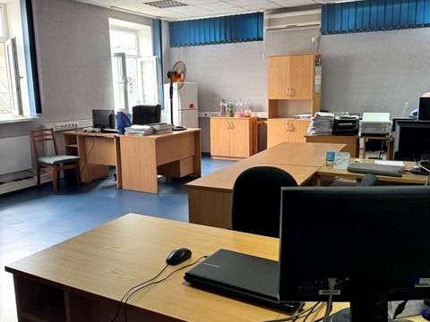 комерційна за адресою Степана Бандери просп. (Московський), 6
