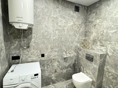 квартира по адресу Олександра Олеся ул., 5