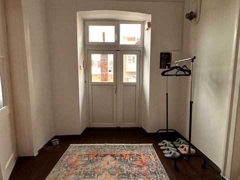 комерційна за адресою Ринок пл., 6