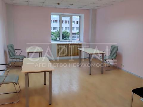 комерційна за адресою Золотоустівська вул., 10/12