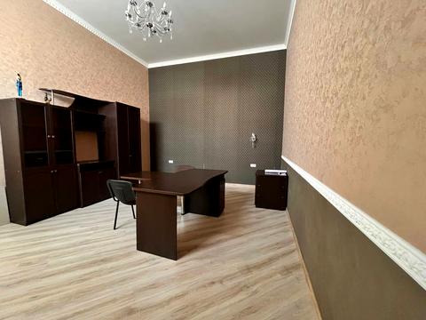 коммерческая по адресу Марии Литвиненко-Вольгемут ул., 25