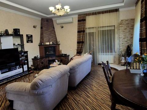 будинок за адресою с. Красносілка, Незалежності
