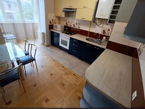 квартира за адресою Братів Міхновських вул. (Московська), 32а