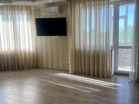 квартира за адресою Ревуцького вул., 9