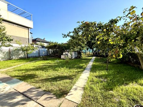 будинок за адресою 53-тя А Садова вул.