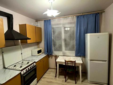 квартира за адресою Гната Хоткевича вул., 32