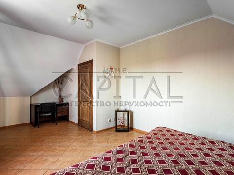 будинок за адресою Юності вул., 10