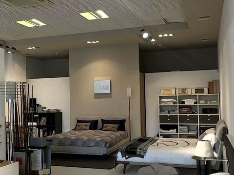 комерційна за адресою Жилянська вул., 59