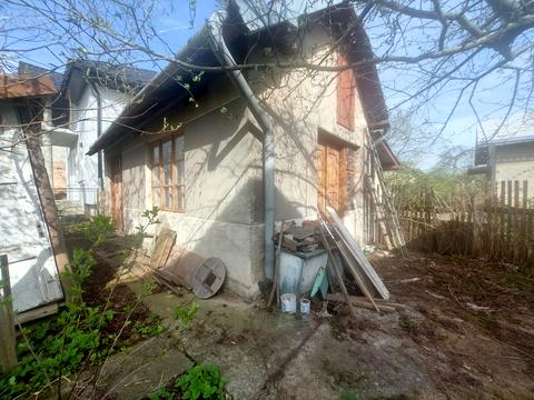 будинок за адресою Івана Карпенка-Карого вул., 12
