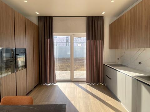 дом по адресу Київська