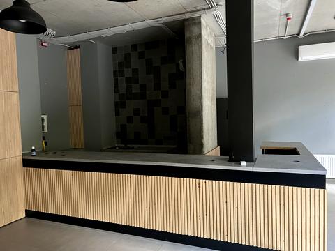 комерційна за адресою Ісмаїла Гаспринського вул. (Сормовська), 3