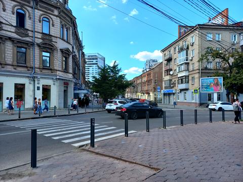 квартира за адресою Дмитра Яворницького просп. (Карла Маркса), 42