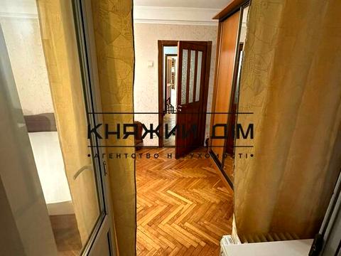 квартира за адресою Раїси Окіпної вул., 9