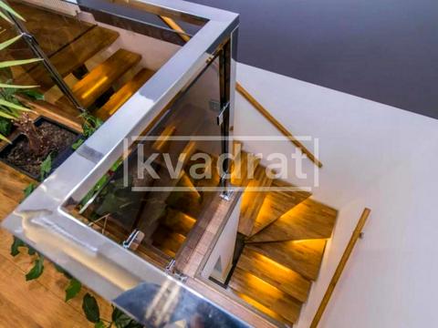 будинок за адресою Українських Героїв вул. (Мічуріна)