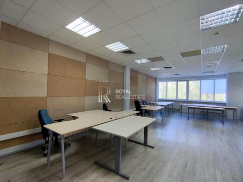 комерційна за адресою Польова вул., 24Д