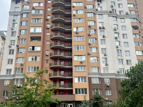 квартира за адресою Василя Симоненка вул., 5-А