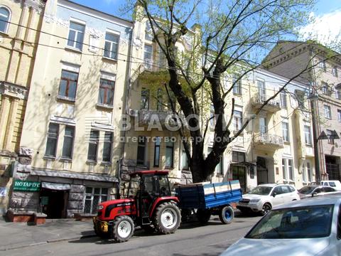 коммерческая по адресу Лютеранская ул., 15