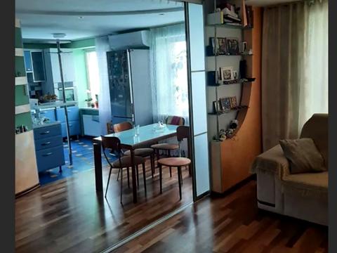 квартира за адресою Льва Ландау просп. (50-річчя СРСР), 16