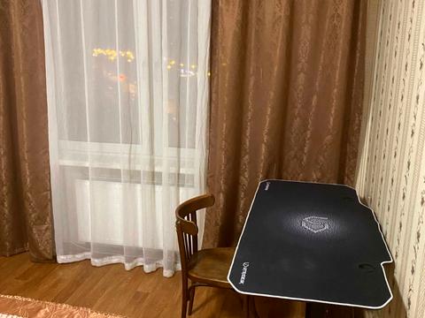 квартира по адресу Софии Русовой ул., 1