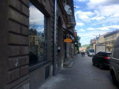 комерційна за адресою Городоцька, 72