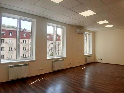 коммерческая по адресу Глубочицкая ул., 40