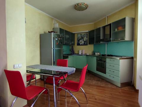 квартира за адресою Раїси Окіпної вул., 4-А