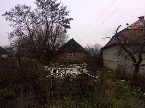 дом по адресу Центральна