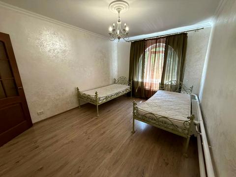 будинок за адресою Довженка вул. (Дробильна), 2
