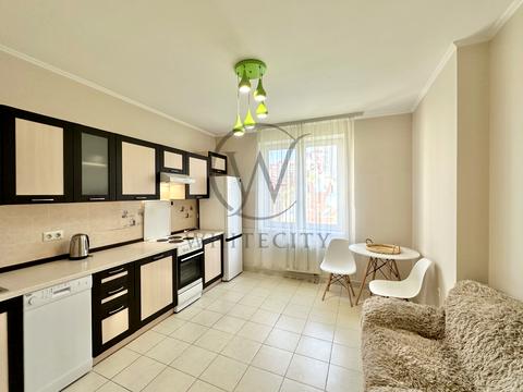 квартира по адресу Вячеслава Черновола ул., 27