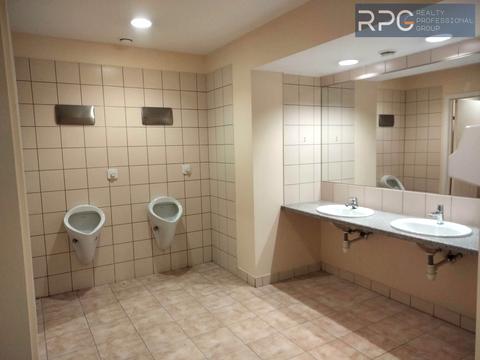 комерційна за адресою Музейний пров., 4