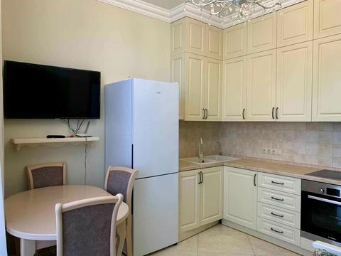 квартира за адресою Дмитрівська вул., 82