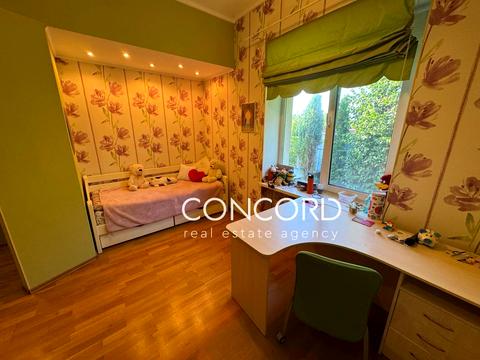 будинок за адресою с. Нові Петрівці, Монастирська вул., 13