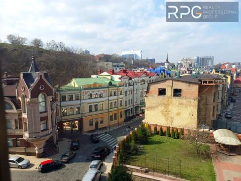 комерційна за адресою Воздвиженська вул., 41