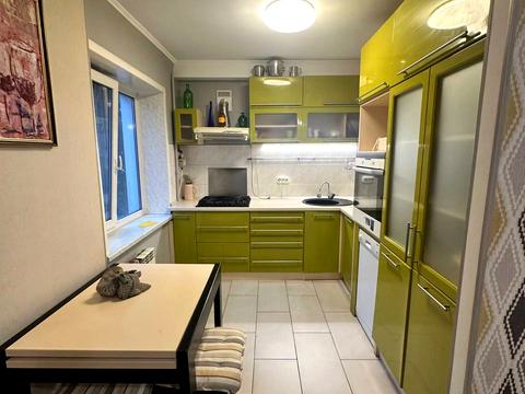 квартира за адресою Мілютенка вул., 18