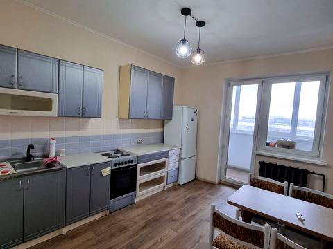 квартира за адресою Академіка Вернадського бульв., 57
