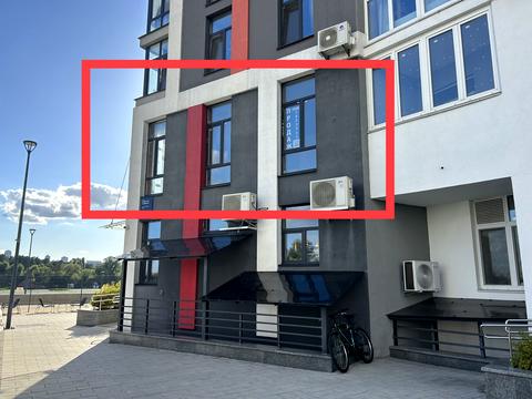 комерційна за адресою Микільсько-Слобідська вул., 13