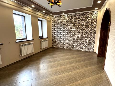 будинок за адресою Довженка вул., 33