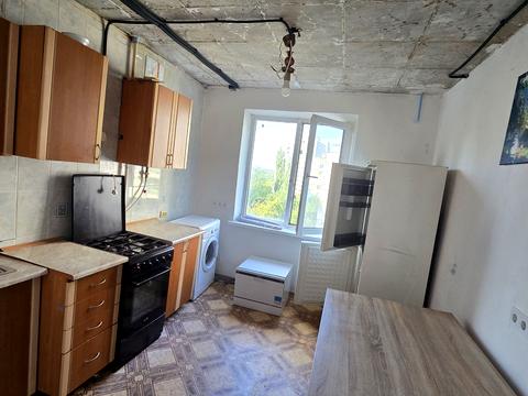 квартира за адресою Космонавтів вул., 146а