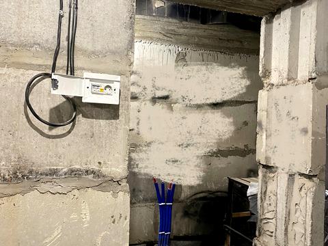 комерційна за адресою Івана Кожедуба вул., 3а