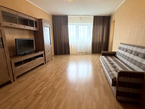 квартира за адресою Верховної Ради бульв., 14-Б