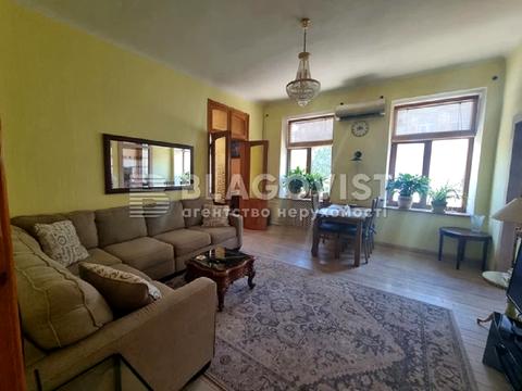 квартира за адресою Михайлівська вул., 21