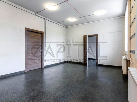 комерційна за адресою Залізничне шосе, 2