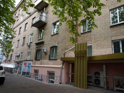 комерційна за адресою Князів Острозьких вул. (Московська), 41/8