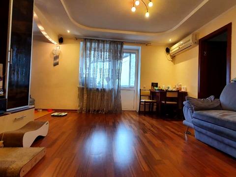 квартира за адресою Олександра Кониського вул. (Володарського), 13