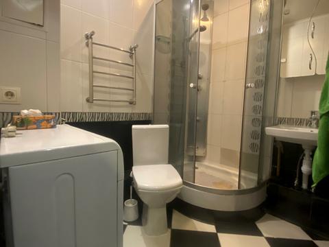 квартира за адресою Академіка Доброхотова вул., 12