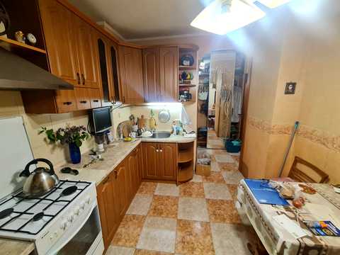 квартира за адресою Каштанова вул., 13