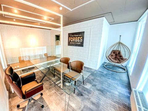 комерційна за адресою Зарічна вул., 6