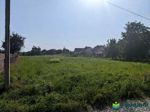 участок по адресу Вільна