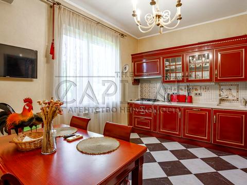 будинок за адресою Центральна вул.